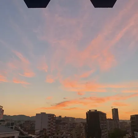 Апартаменты Skyview Oasis Premium