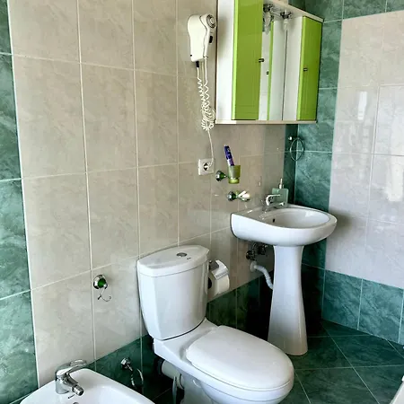 Skyview Oasis Premium Τίρανα