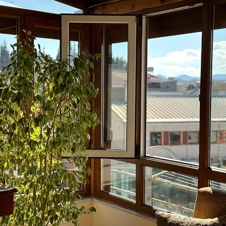 Skyview Oasis Premium Τίρανα